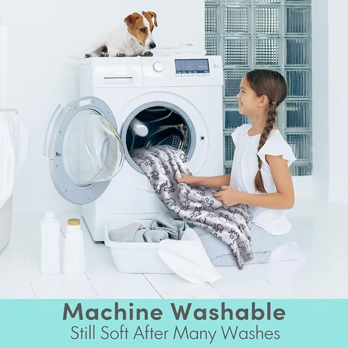 Stuffed Small Dog Blanket for Puppy Cat Bed, Washable Indoor Dog Beds & Furniture, Soft 24 * 32 inches Blanket Small Pet Supplies