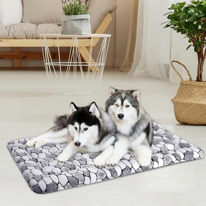 VANKEAN Stylish Dog Crate Pad Bed Mat Reversible (Warm & Cool), Soft Pet Sleeping Mat Dog Bed for Crate Suitable for Small to XX-Large Dogs and Cats, Machine Washable Crate Beds,Grey Stone Pattern