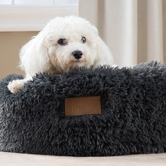 Town & Country Luxe CuddleTown Fuzzy Solid Donut Pet Bed, Soft, Cozy & Calming, Water Repellent, Non-Slip Bottom, 100% Machine Washable, Dark Grey, Medium 28"x28"x7" Round